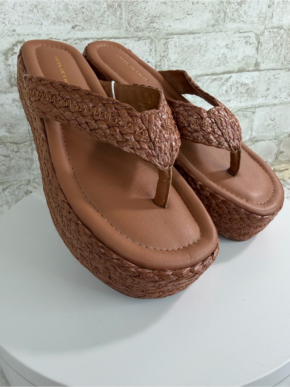 American Eagle Outfitters Woven Platform Thong Sandals - Rose